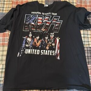 Kiss Shirt